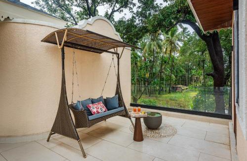 Varchi Ali Villa | SaffronStays Frangipani