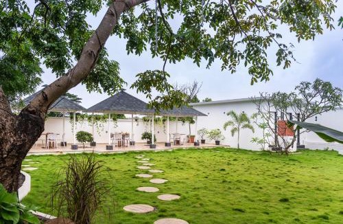 Alibaug Villa | SaffronStays Kantaai