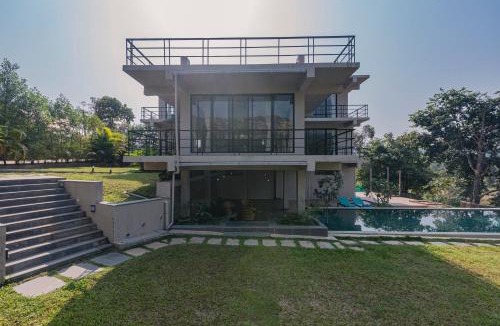 Kalote Mokashi Villa | SaffronStays Mountain Aer, Karjat