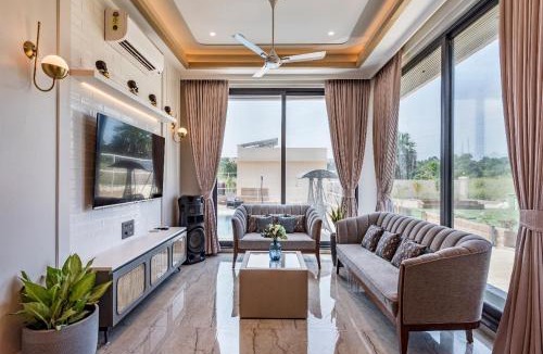 Alibaug Villa | SaffronStays Nishta Spacious 4BR Villa with Pool Turf and Beach Access 2 min drive 10 min walk Alibaug