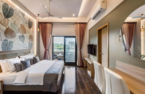 Alibaug Villa | SaffronStays Nishta Spacious 4BR Villa with Pool Turf and Beach Access 2 min drive 10 min walk Alibaug