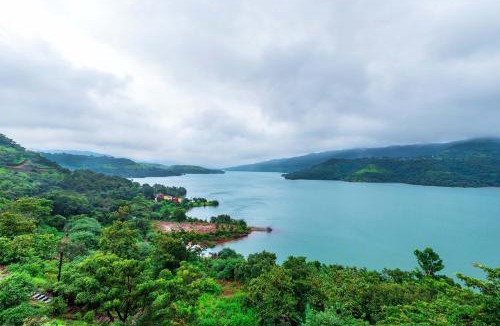 Paud Villa | SaffronStays Riverdale - 4BR pool villa in Lavasa with gazebo, Indonesian artwork, and cricket pitch