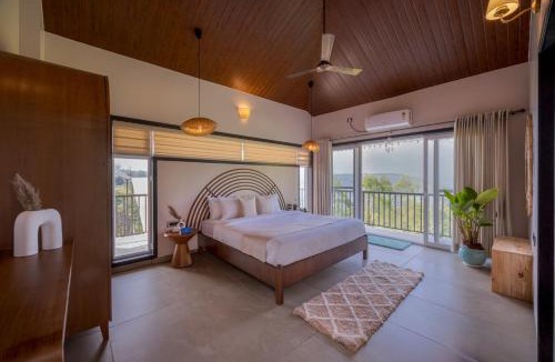 Mahabaleshwar Villa | SaffronStays Skyfall - 4BR boho-chic villa with pool, jacuzzi, game room & stunning hill views near Table Land, Panchgani