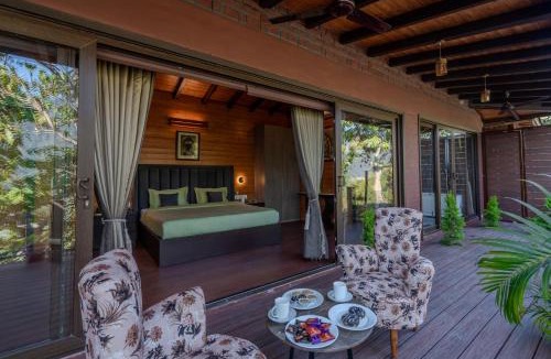 Dehradun Villa | SaffronStays Timber Quest - Pinewood Cottages