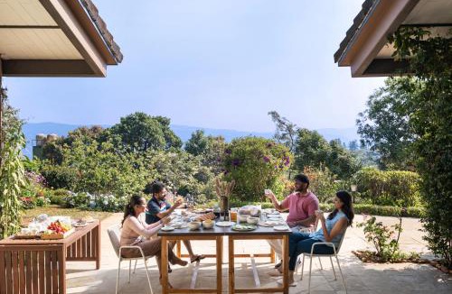 Mahabaleshwar Villa | SaffronStays Vinayalam