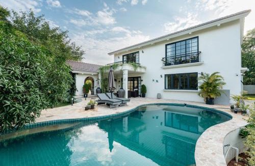 Cheyyur Villa | SaffronStays Yutori