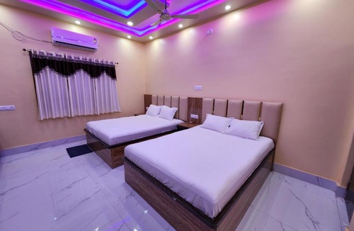 Krishnanagar House | Saha Guest House & Restaurant