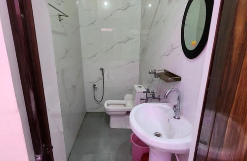 Krishnanagar House | Saha Guest House & Restaurant