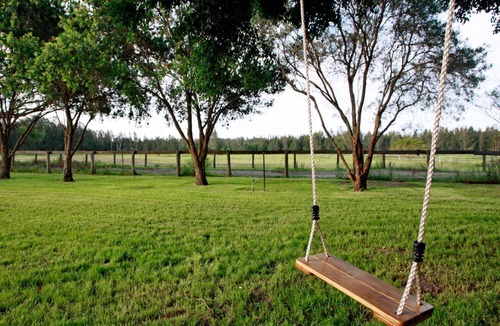 Anna Bay House | Sahara Trails Complex - Coastal countryside escape for the extended family - with horse riding!