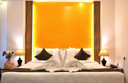 Kalapettai Hotel | Sai Senthoor Paradise