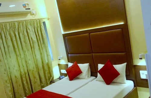 Goregaon West House | SAIGAL GUEST HOUSE