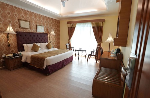 Nedumbassery Hotel | Saj Earth Resort
