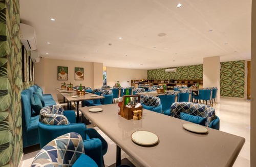 Faridabad Hotel | Saltstayz Premier Faridabad Near Sarita Vihar
