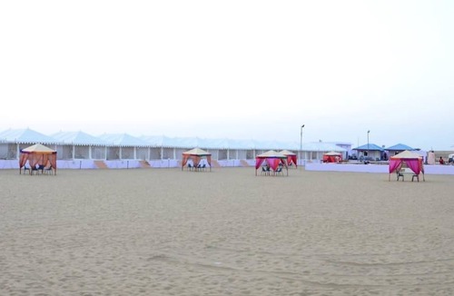 Kanoi RV Rental | Sam Desert Den