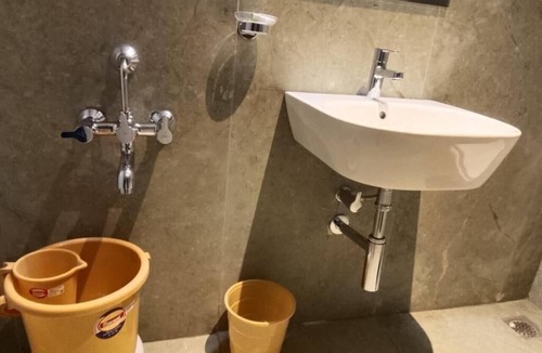 Lalgudi Hotel | Sam's Court Elite Stay