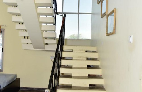 Akalkot House | Samarth Villa