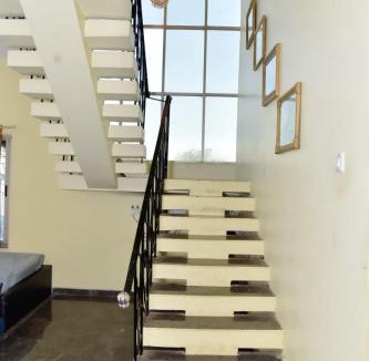 Akalkot House | Samarth Villa