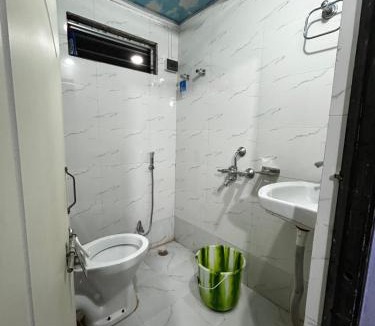 Mirik House | Sampang Hotel and Restaurant