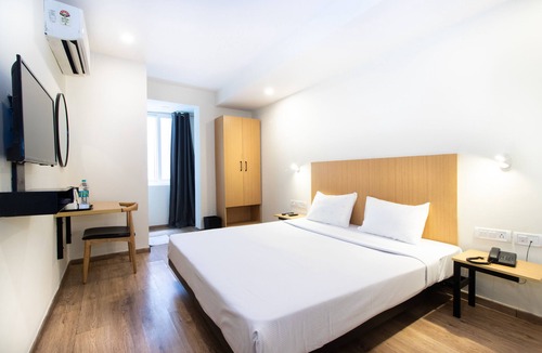 Bangalore City Center Hotel | Sanctum Suites Richmond Road Bangalore
