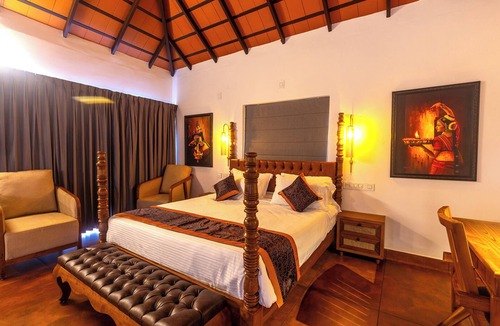 Bovikanam Hotel | Sandal Mist Resort and spa