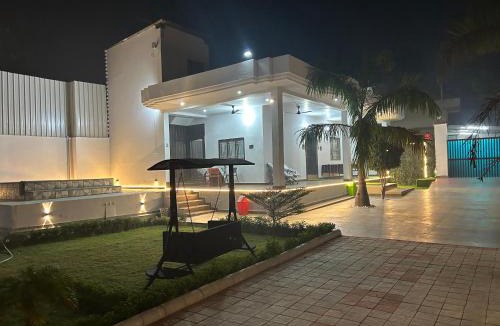 Varanasi House | Sandhika Retreat