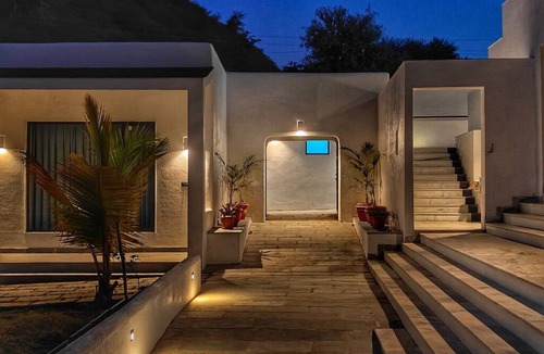 Udaipur Villa | Sandstone Villa, Udaipur by Ebony Stays | Boutique 5BHK Villa with Scenic Views