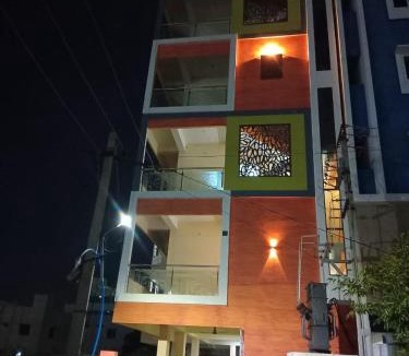 Tirupati House | Santhi Homestay Apartments