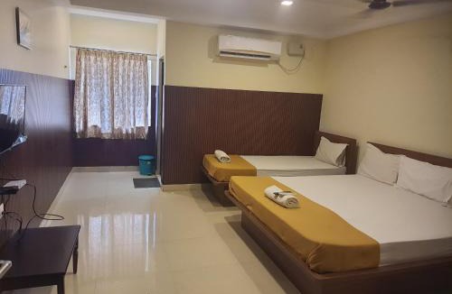 Nagapattinam Hotel | Santhosh Inn