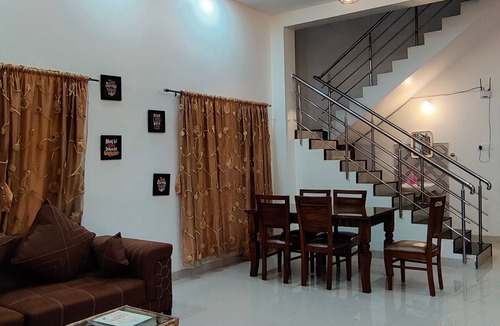 St.Stanislaus Villa Villa | Sapphire Villa Luxury stay with 3 bedroom and rooftop sky Lounge