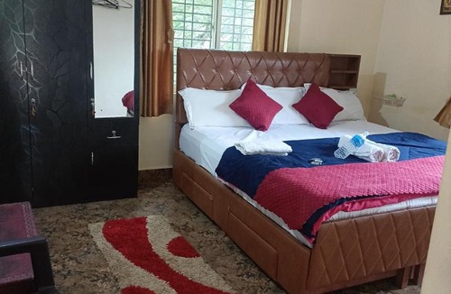 Kamalapur House | Saptami Hampi Homestay