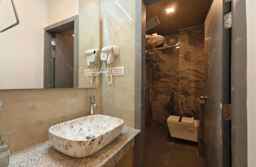 Tiruvannamalai Hotel | Sara Happy Stay