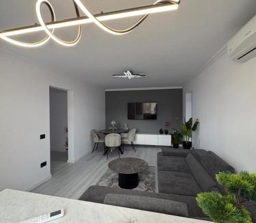 Piatra Neamt Apartment | Sarah Apartments