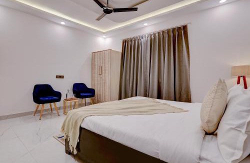 Noida Villa | Saroja Farm Pet-friendly 3-BHK Farmhouse With Private Pool, Lush Garden & Discotheque