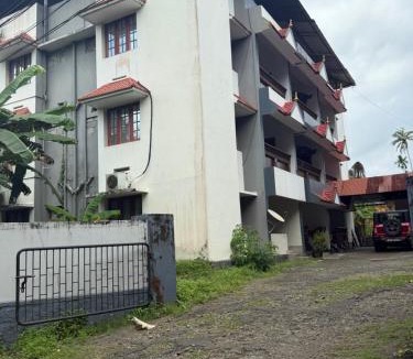 Guruvayur Apartment | Sathya HS-2 Bedroom Family Apartments with Balcony
