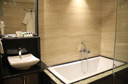 Sriperumbudur Hotel | Sathyam Grand Resort, Sriperumbudur