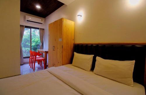 Khalapur Hotel | Satkar Inn