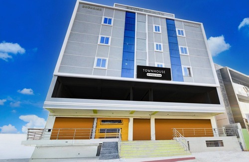 Hyderabad House | Saver SingleKarmanghat Midtown
