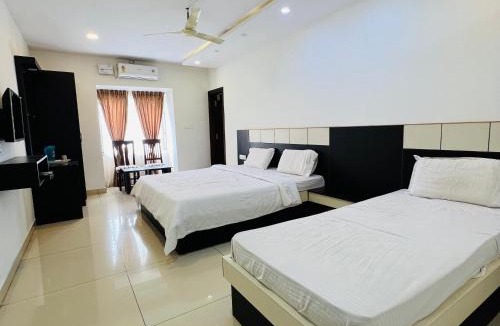 Shravanabelagula Hotel | SDK Residency