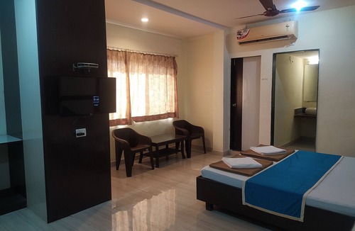 Anjanvel Hotel | Sea Winds Hotel