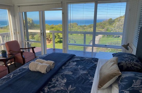 Sugarloaf House | Seacroft Beach House
