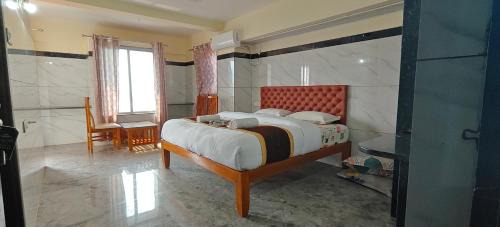 Mavalli Hotel | Seaside Residency Murudeshwara
