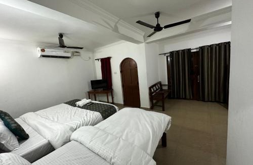 Baga House | Seaway inn guesthouse