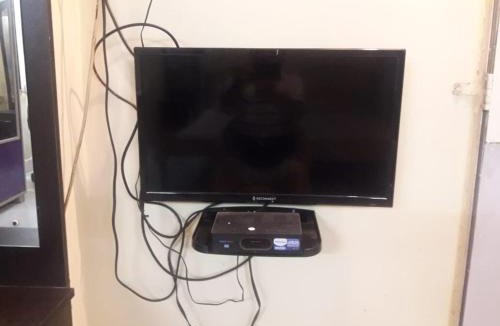 Thane West Apartment | Semi furnished Studio in Thane near Tikujiniwadi