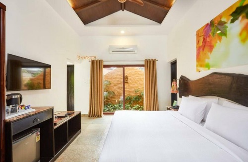 Tamia Hotel | Serendipity Lakes and Resorts