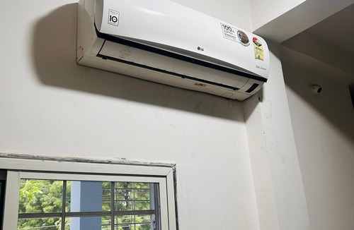 Ujjain House | Serene 4-bedroom house with WiFi in Ujjain
