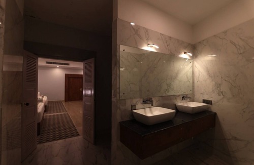 Puri Hotel | Seven Hills Hotels