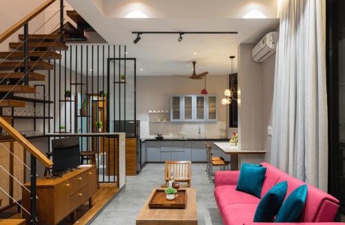 Arsiwalla Villa Apartment | Seven Sands I Oak Wood I Pvt Pool - 2 BHK Duplex