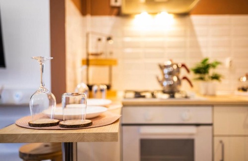 Stefanestii de Jos Apartment | Seyra Olive Studio