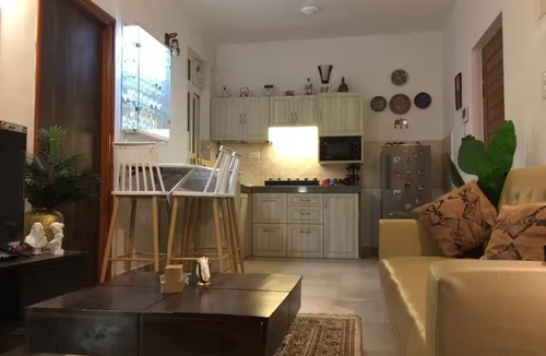 Kudal Apartment | Shalom 1:Luxe1bhkApt/common pool/6minstoUddoBeach