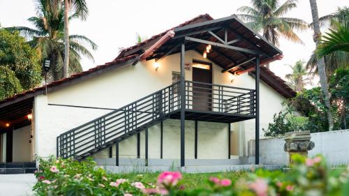 Belur Apartment | Shantha Retreat